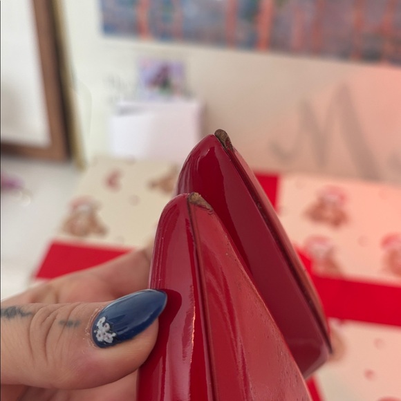 Christian Louboutin patent leather so Kate - Picture 5 of 6